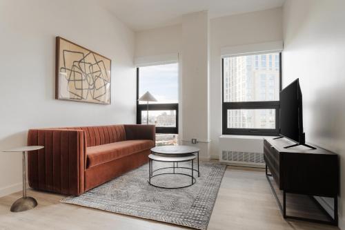 Sonder Court Square,,3.5 star