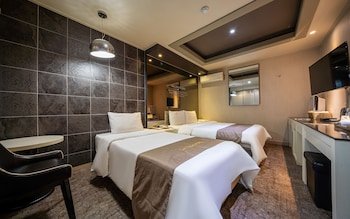 Bundang Siwol Hotel,P'ungdongnae>>Incheon,2.5 star