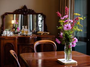 bell hill apartments