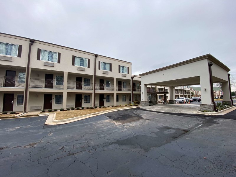 baymont by wyndham college park atlanta airport south