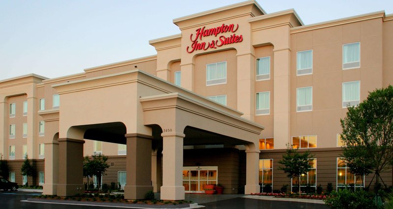 hampton inn and suites atlanta airport west camp creek pkwy
