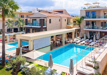 Airis Boutique & Suites