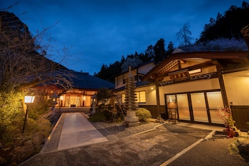 Temple Hotel Shimanobo,,2.5 star