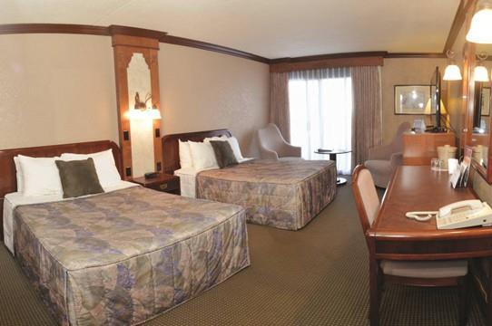 Hotel Universel Riviere-Du-Loup,Riviere Du Loup>>Quebec,4 star