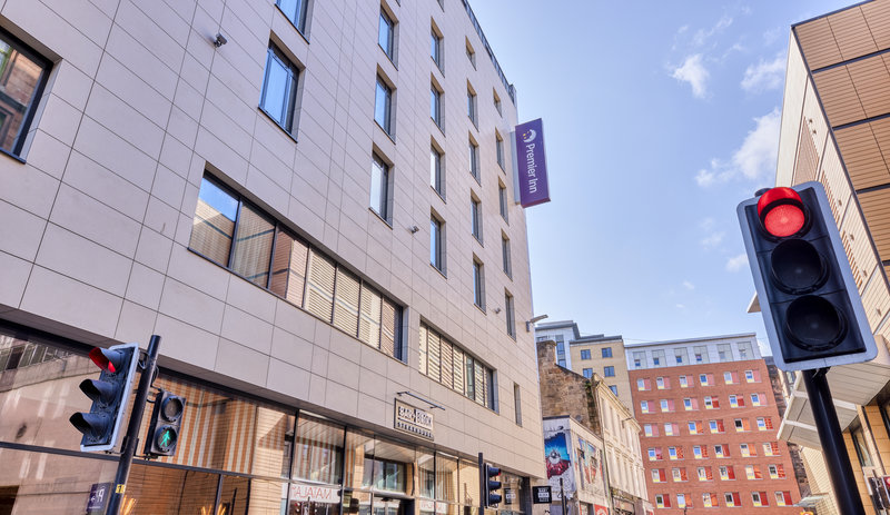 premier inn glasgow city centre st enoch square hotel