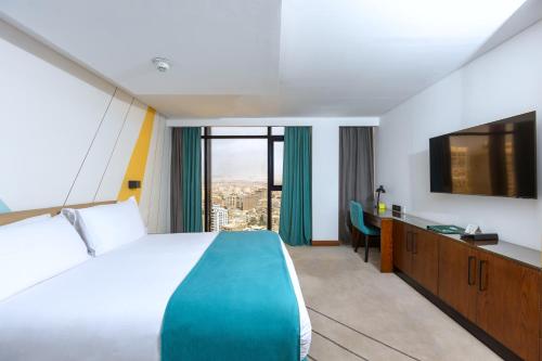 room-image