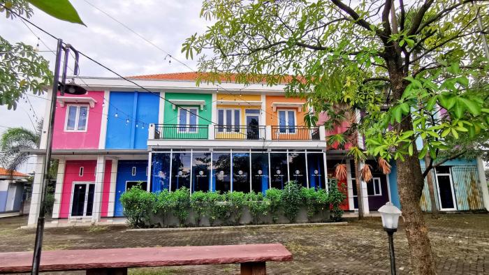 Hotel Aqiilah Syariah,,2 star