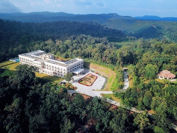 Montrose Golf Resort & Spa,Kushalnagar>>Kodagu,5 star