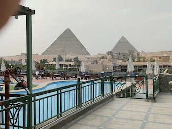 Elite Pyramids View,,3 star