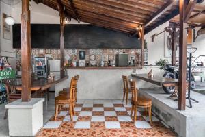 Sari Bamboo Bungalows,,3 star