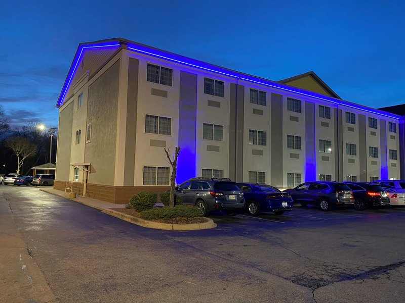 Surestay Plus By Best Western Louisville Airport Expo,Watterson Park>>Louisville,2.5 star