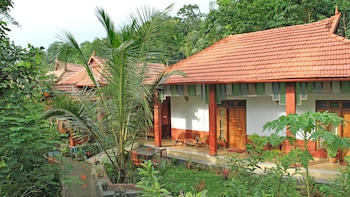 Mannaas Veedu Homestay Retreat And Spa