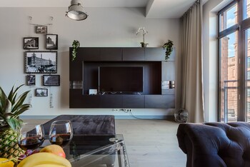 Stylish And Spacious Studio,,0 star