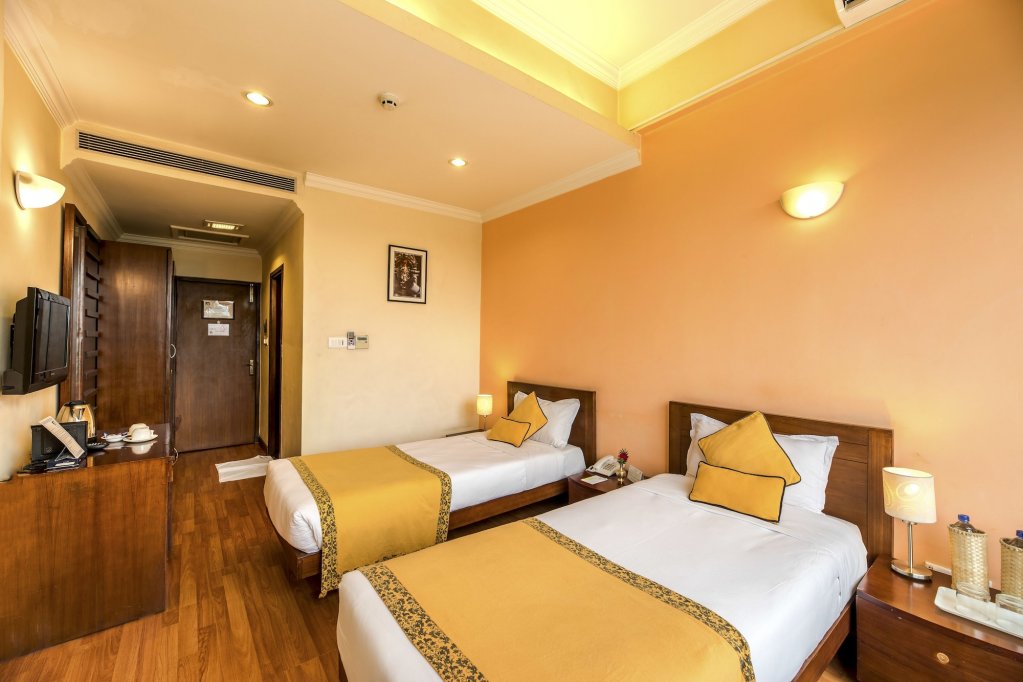airport hotel