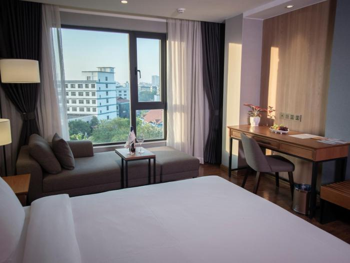 prince hotel