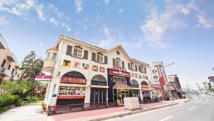 Boryeong Swiss Chalet Pension,,3.5 star