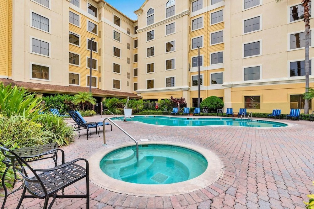 1Br King Apt With Pool And Hot Tub - Near Disney Universal,,0 star