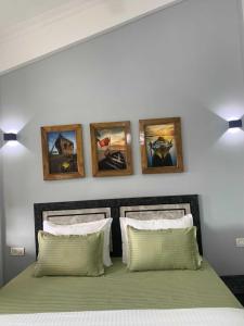 Henmil Vagator,Goa>>Anjuna,3 star