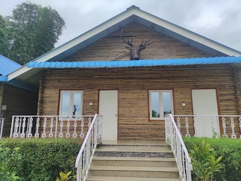 Changs Resort,Rani,3 star