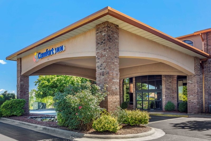 comfort inn at thousand hills