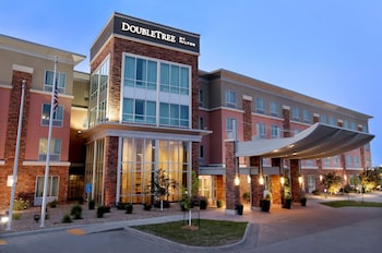 Doubletree By Hilton West Fargo Sanford Medical Center Area,West Fargo>>Fargo,4 star