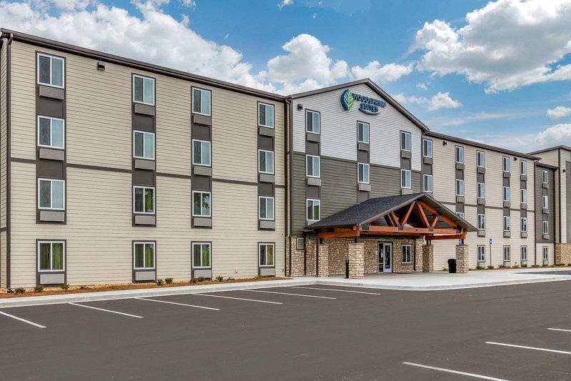 woodspring suites brunswick