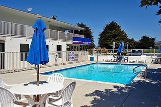 red carpet inn jeffersonville