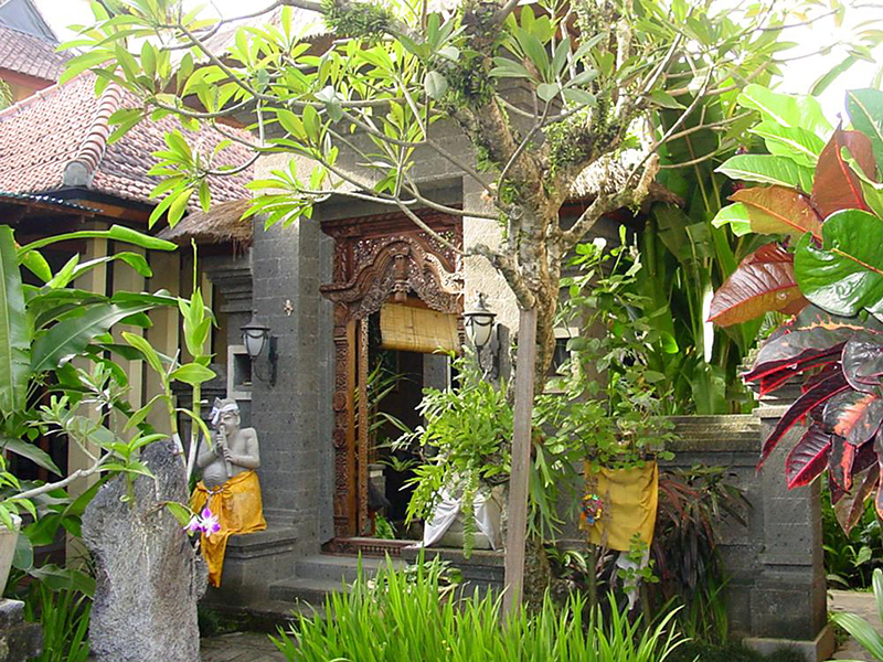 Putu Bali Villa And Spa,Denpasar>>Bali,4 star