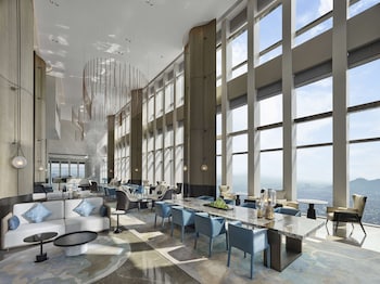 Hilton Zhuji,,3 star