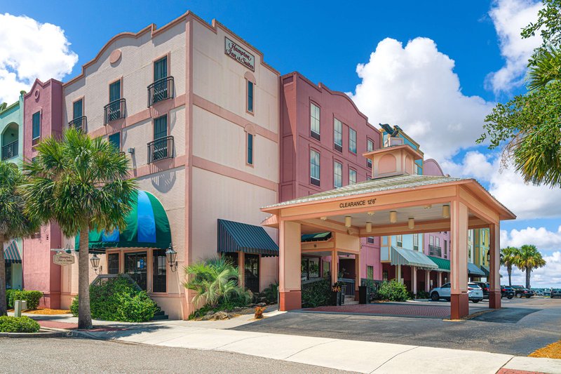 hampton inn and suites amelia island historic harbor front