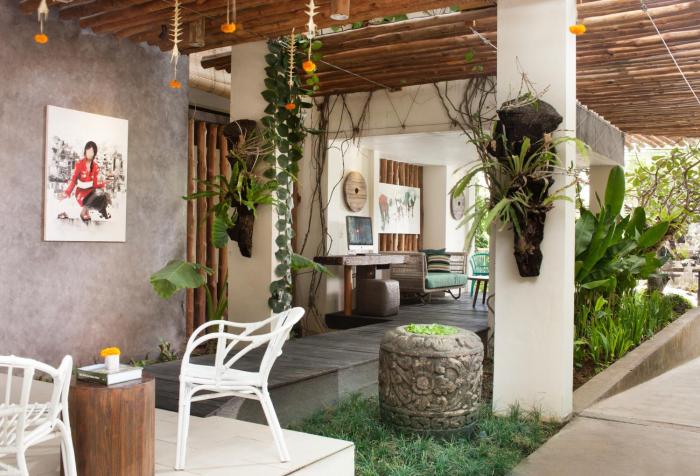 grandmas plus hotel seminyak