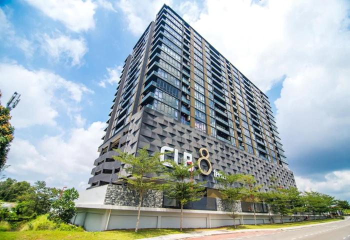 Cube 8 Teens Taman Mount Austin Apartment By Uha,,0 star