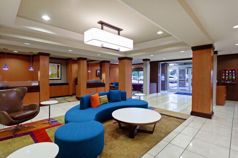 Fairfield Inn & Suites By Marriott Los Angeles West Covina,Covina>>Claremont,2.5 star