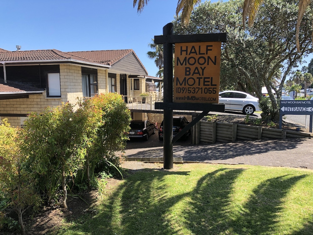 half moon bay motel