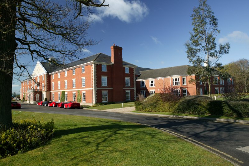 Whittlebury Hall Hotel & Spa,Northampton>>Buckingham,4 star