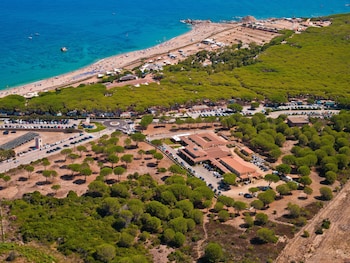 Petri Marini Hotel & Resort,Near Vignola Mare Beach,3 star