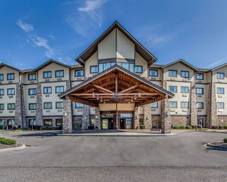 Comfort Inn And Suites Near Lake Guntersville,Jackson>>Florence,3 star