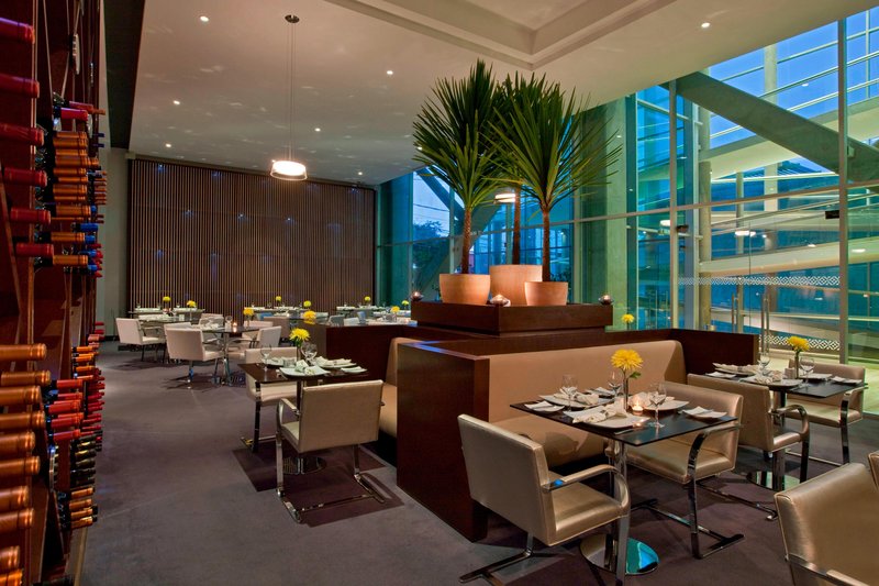 Four Points By Sheraton Los Angeles,Los Angeles>>Biobío,3.5 star