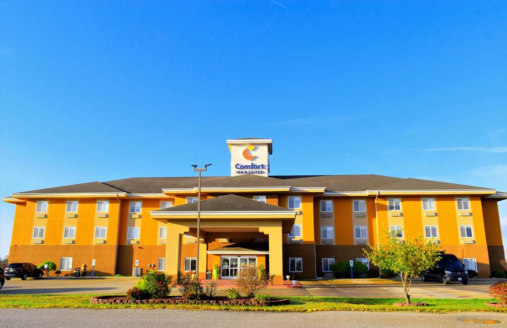 comfort inn and suites greenville i 70