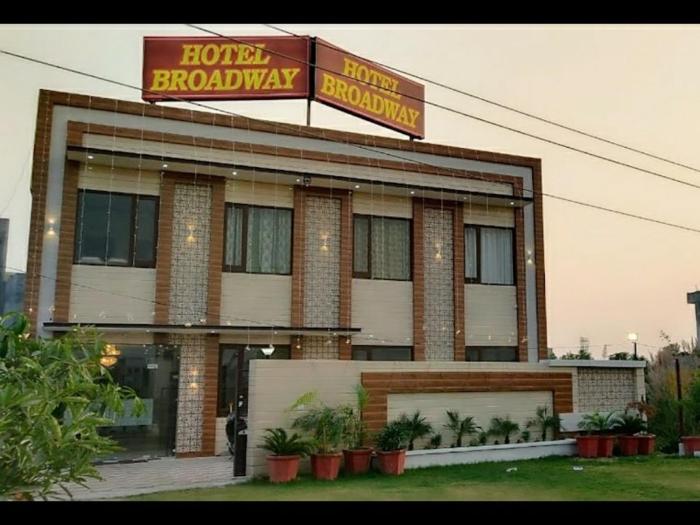 Hotel Broadway By Wb Inn,India>>Amritsar,2 star