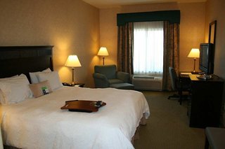 hampton inn and suites woodland sacramento area