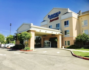 fairfield inn and suites by marriott sacramento airport natomas