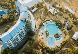 Solea Seaview Resort