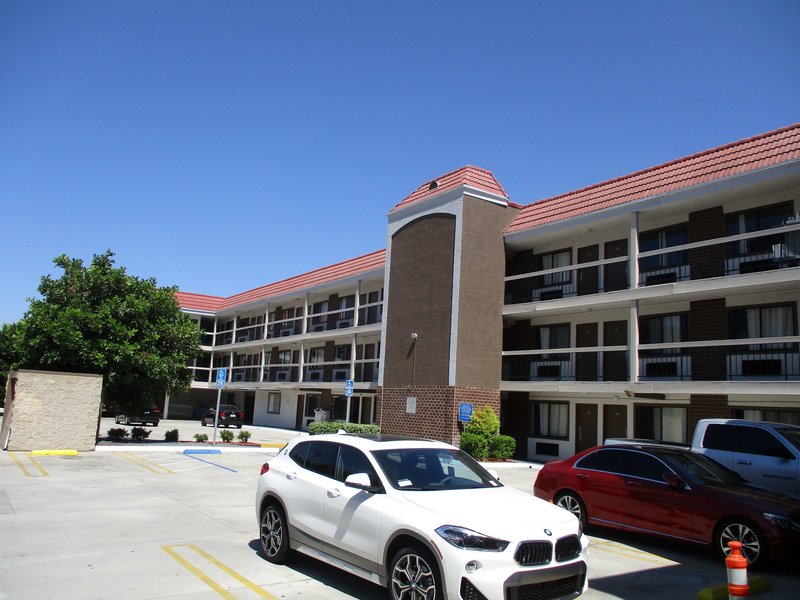 Surestay Hotel By Best Western Buena Park Anaheim,Buena Park>>Anaheim,3 star