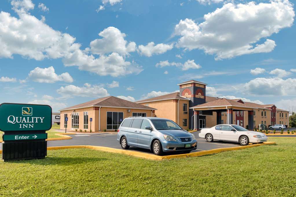 Quality Inn,Hopkinsville>>Cadiz,2.5 star