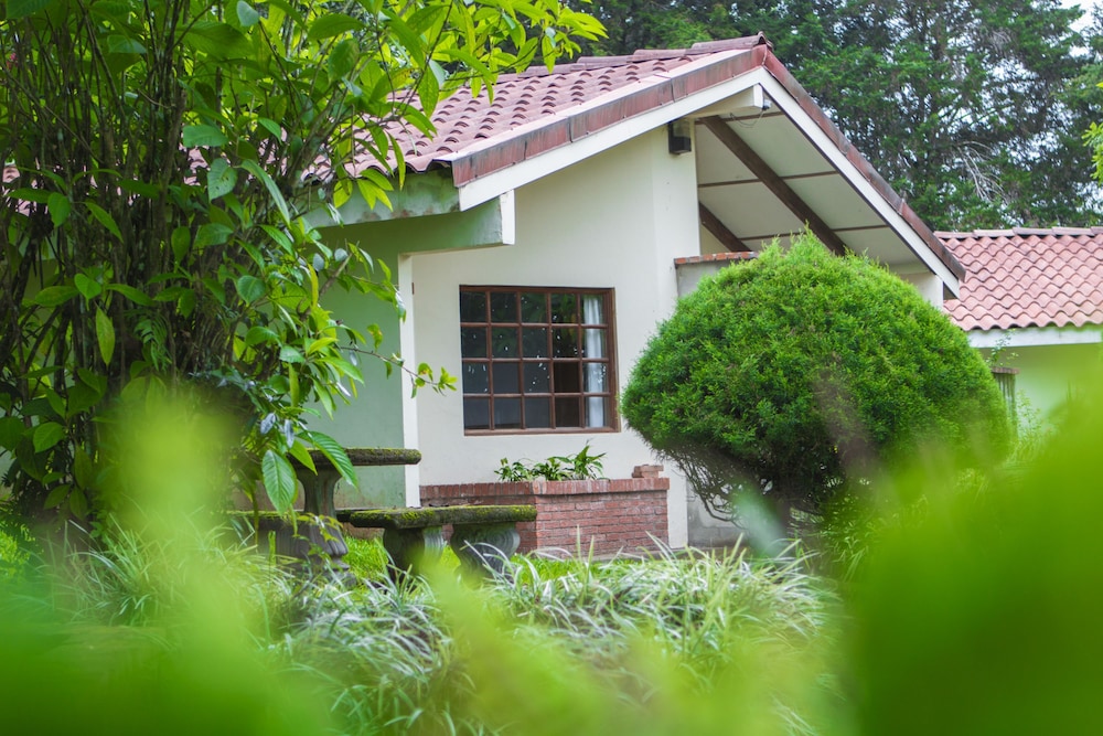 Villa Zurqui Hotel,,2 star