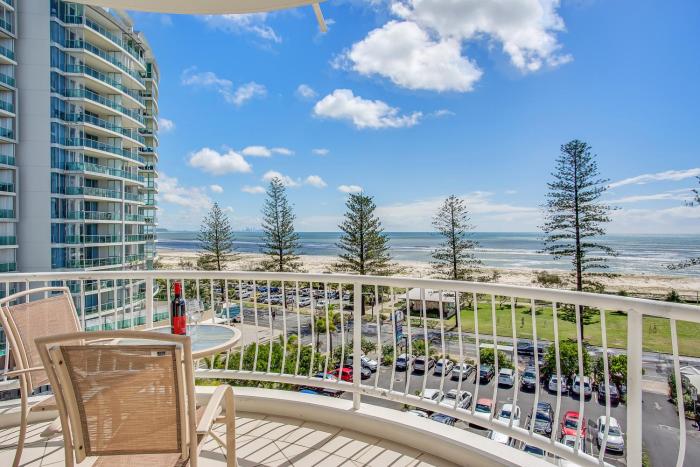 Kirra Beach Apartments,Gold Coast>>Coolangatta,0 star