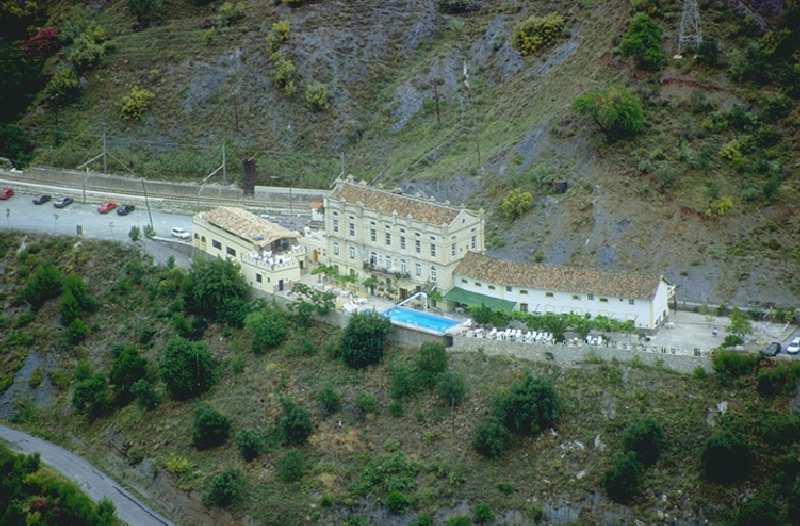 Complejo Turistico Rural La Garganta,Ardales>>Alora,3 star