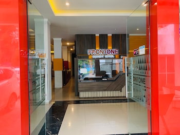 Front One Budget Abepura,,3 star