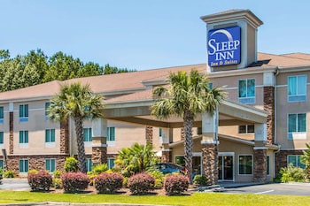 sleep inn and suites pooler
